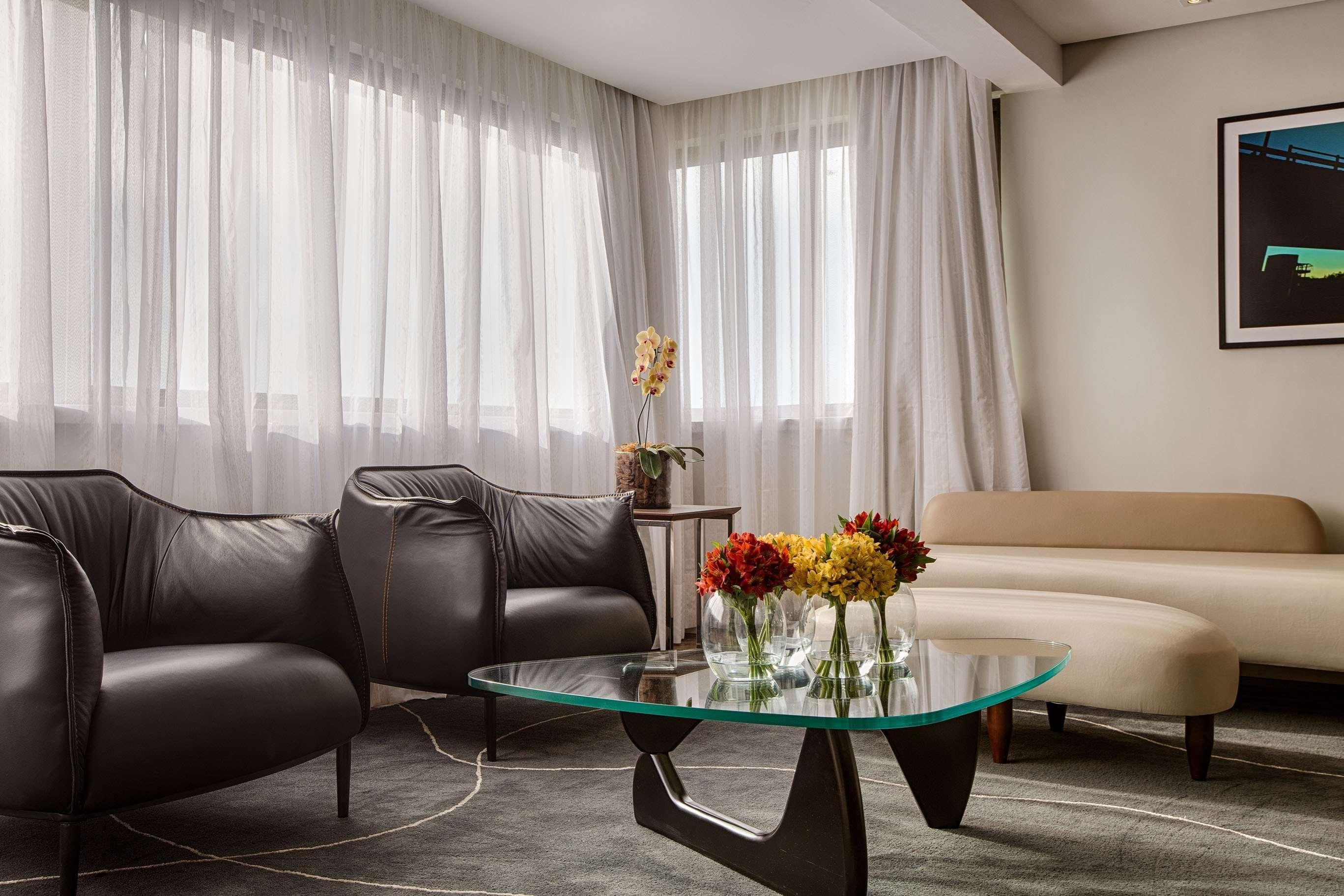 Art Hotel Transamerica Collection Porto Alegre Exterior photo A living room at the hotel